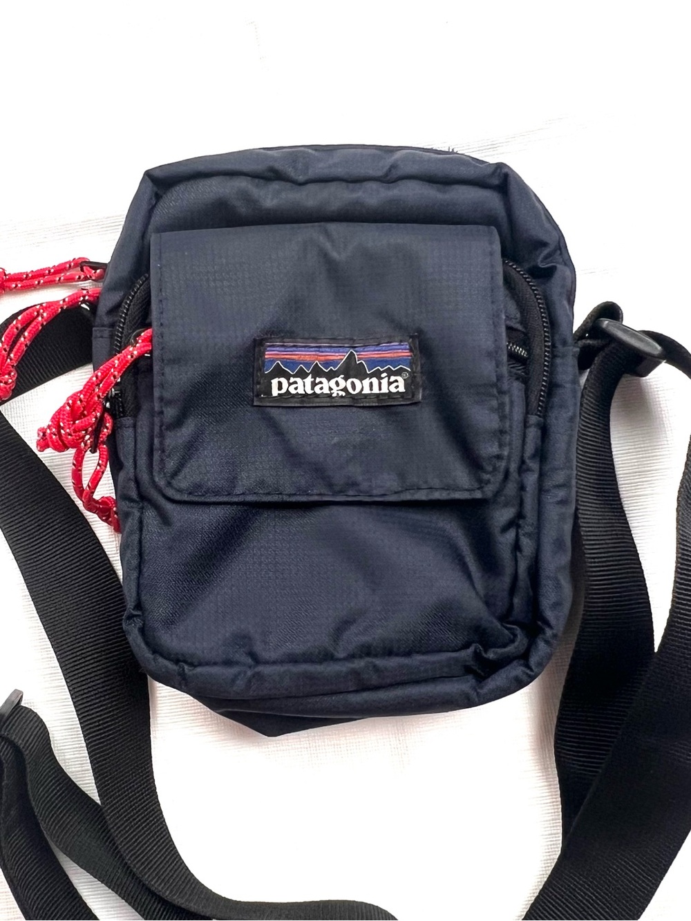 Patagonia Crossbody Mini Belt Bag Fanny Pack Blue Light Hip Adjustable